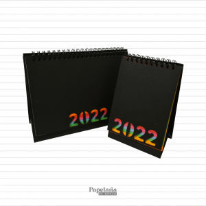 Calendários de Mesa Color 2022 papel color plus variados 4x0 10x14cm ou 20x14cm   com base papel duplex 300g (preto) e wire-o superior preto 
